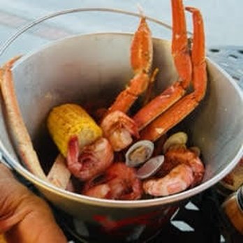 Shuckin' Shack Oyster Bar - Seafood Near Me - Charleston, South Carolina Shuckin' Shack Oyster Bar - Seafood Near Me - Charleston, South Carolina