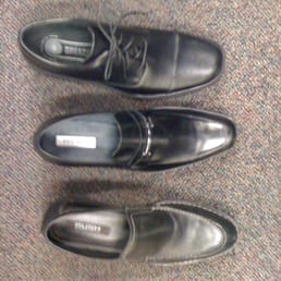 The selection of shoes is an unorganized, haphazard mess, but it's an enormous selection. The selection of shoes is an unorganized, haphazard mess, but it's an enormous selection.