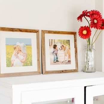 PhotoBarn - Framed Burlap Prints. 

https://www.photobarn.com/burlap.html - Photography Stores & Services Near Me - Knoxville, Tennessee
