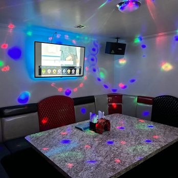 Q KARAOKE - Updated November 2025 - 14 Photos & 13 Reviews - 2500