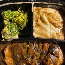 Vincent's Italian Cuisine - Togo veal Marsala