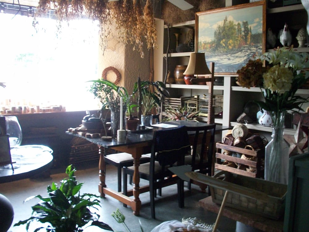 HEREFORD ANDREW FLOWERS Florists 2121 S Brentwood Blvd, Saint