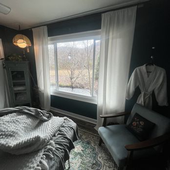 Sundarah Wellness - Treatment Room - Massage Near Me - Maggie Valley, North Carolina Sundarah Wellness - Treatment Room - Massage Near Me - Maggie Valley, North Carolina