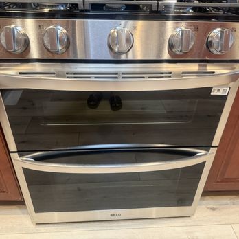 Natalie’s Cleaning - Gas stove outside and interiors were not cleaned. - Home Cleaning Near Me - Los Angeles, California Natalie’s Cleaning - Gas stove outside and interiors were not cleaned. - Home Cleaning Near Me - Los Angeles, California