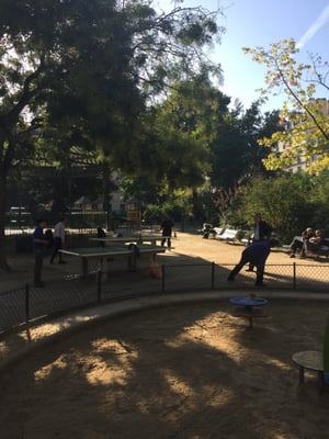 Square du Temple - Elie Wiesel by null