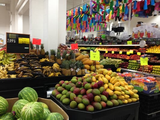 Rancho Mendoza Super Mercado by null