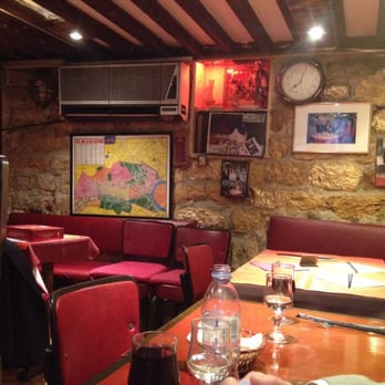 Le Lotus Blanc - Small interior restaurant - Vietnamese Near Me - Paris, 75