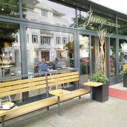 Junge Die Bäckerei - Außenansicht von der Waitzstraße aus