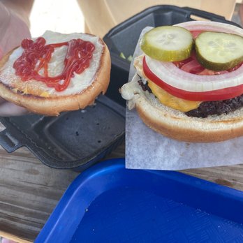 Skinny's Place - Skinny Cheeseburger - Burgers Near Me - Holmes Beach, Florida Skinny's Place - Skinny Cheeseburger - Burgers Near Me - Holmes Beach, Florida