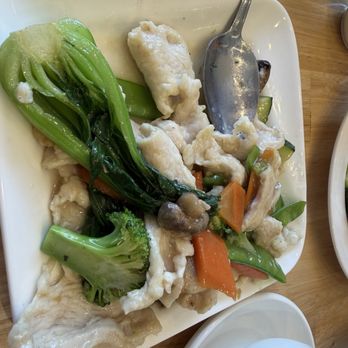 Joy Luck Kitchen - Garden Chicken - Chinese Near Me - Los Angeles, California