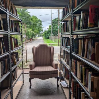 The Book Cycle - A little view to the outside - Bookstores Near Me - Houston, Texas The Book Cycle - A little view to the outside - Bookstores Near Me - Houston, Texas