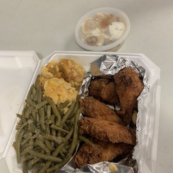Mel & Libby's Catering - Chicken wings, mac and cheese, green beans, and banana pudding - Caterers Near Me