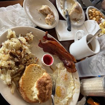 Doug's Diner - Thornton - My basic breakfast, great griddle biscuit and cinnamon roll - Breakfast & Brunch Near Me - Thornton, Colorado Doug's Diner - Thornton - My basic breakfast, great griddle biscuit and cinnamon roll - Breakfast & Brunch Near Me - Thornton, Colorado