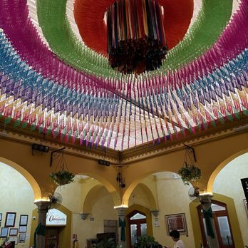 Casa Mayordomo - Interior of restaurant - Bars Near Me - Oaxaca, OAX Casa Mayordomo - Interior of restaurant - Bars Near Me - Oaxaca, OAX
