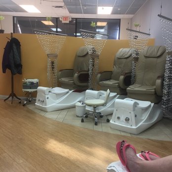 Kelly Nails & Spa - Pedicure stations (with massage chairs) - Nail Salons Near Me - Saint Louis, Missouri Kelly Nails & Spa - Pedicure stations (with massage chairs) - Nail Salons Near Me - Saint Louis, Missouri