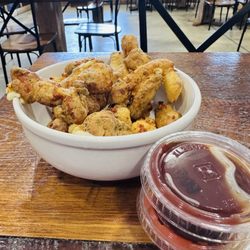 Casselman Creamery & Market - Cheese curds