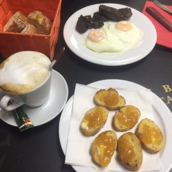 Bar Alarcon - Tostadas and eggs with morcillo!