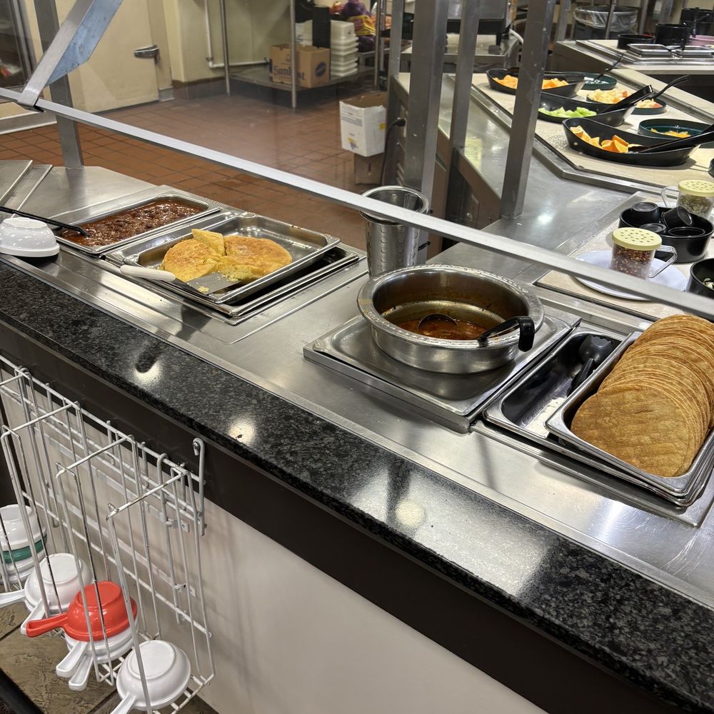 Golden Corral Buffet & Grill - Chili and cornbread - Buffets Near Me - Modesto, California Golden Corral Buffet & Grill - Chili and cornbread - Buffets Near Me - Modesto, California