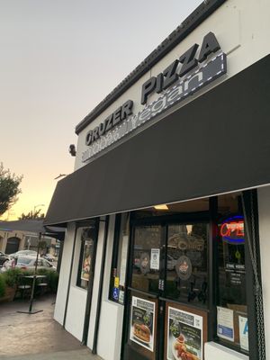 Cruzer Pizza 100% Vegan by null