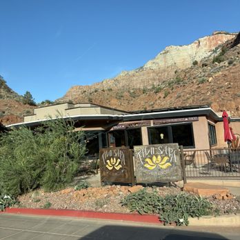 Thai Sapa - Thai Near Me - Springdale, Utah Thai Sapa - Thai Near Me - Springdale, Utah