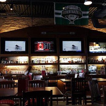 Boston Pizza - a view of the bar area - Pizza Near Me - Estevan, Saskatchewan Boston Pizza - a view of the bar area - Pizza Near Me - Estevan, Saskatchewan