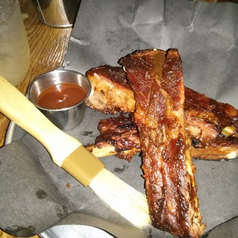 Smoque N' Bones - 1/4 Rack Baby Back Ribs w/ BBQ Sauce on the side - Barbeque Near Me - Toronto, Ontario Smoque N' Bones - 1/4 Rack Baby Back Ribs w/ BBQ Sauce on the side - Barbeque Near Me - Toronto, Ontario