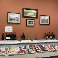 Reed's Grill / Market - Deli