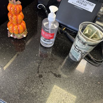 Yum Yum Donuts - Clean & practiced! - Donuts Near Me - Madera, California
