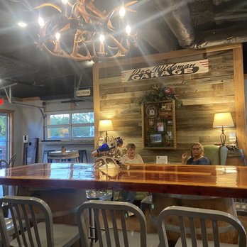 Doc’s Cellar - Inside. - Wine Tasting Room Near Me - Chandler, Texas Doc’s Cellar - Inside. - Wine Tasting Room Near Me - Chandler, Texas