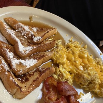 Cafe On the Square - French Toast Breakfast - Breakfast & Brunch Near Me - San Marcos, Texas Cafe On the Square - French Toast Breakfast - Breakfast & Brunch Near Me - San Marcos, Texas