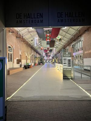 De Hallen by null