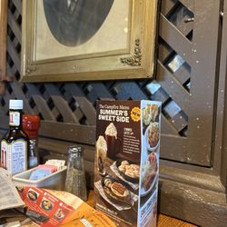Cracker Barrel Old Country Store - Can't wait to eat some good pancakes!