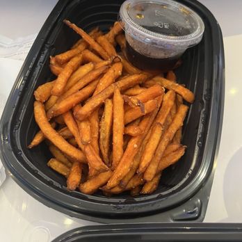 Yard House - Sweet potato fries - Bars Near Me - Los Angeles, California Yard House - Sweet potato fries - Bars Near Me - Los Angeles, California