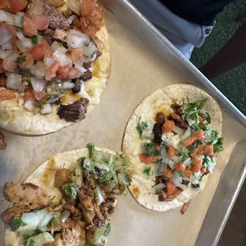 La Central Tacos - Campechano, Pollo Al Pastor Taco, Chorizo Taco - Tacos Near Me - Tampa, Florida La Central Tacos - Campechano, Pollo Al Pastor Taco, Chorizo Taco - Tacos Near Me - Tampa, Florida