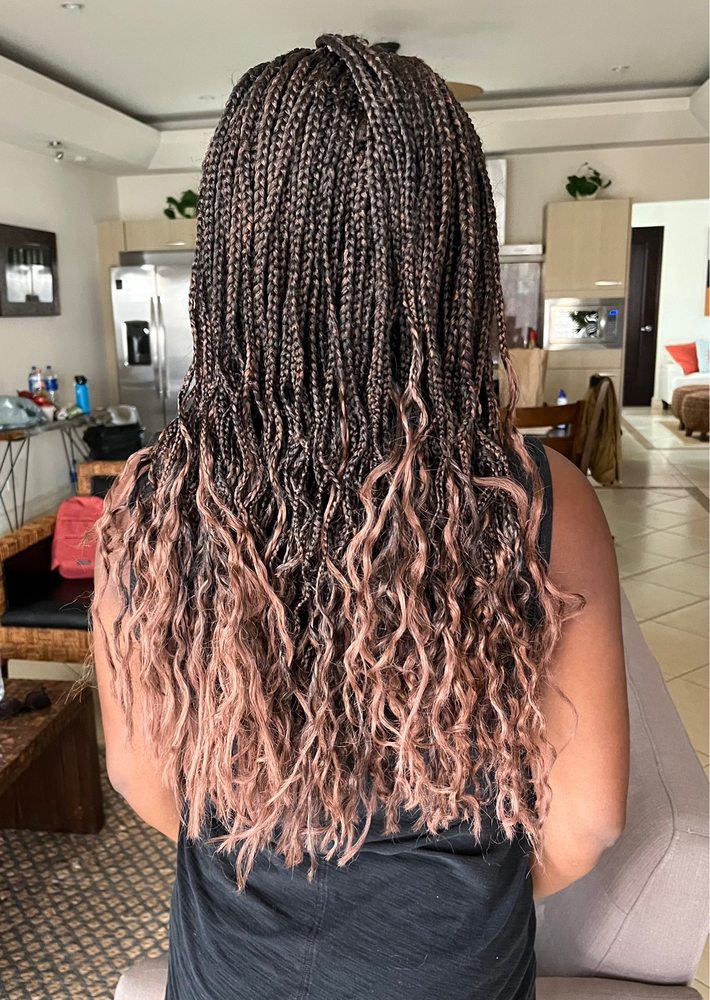 BRAIDS LAND Updated August 2024 11 Photos & 11 Reviews 5430 N Keystone Ave, Indianapolis