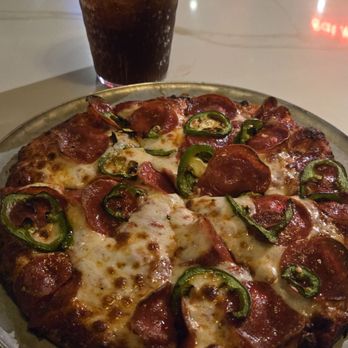 Toppers Pizza Place - pepperoni and fresh jalapeños - Pizza Near Me - Simi Valley, California Toppers Pizza Place - pepperoni and fresh jalapeños - Pizza Near Me - Simi Valley, California