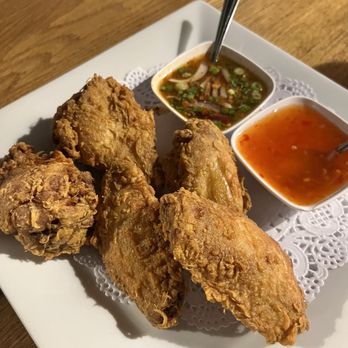 Turmeric Thai Kitchen - Chicken Wings- pretty good - Thai Near Me - La Jolla, California Turmeric Thai Kitchen - Chicken Wings- pretty good - Thai Near Me - La Jolla, California
