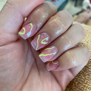Pink Mani Nails - Nail Salons Near Me - Anaheim, California