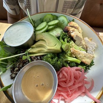 Madi - Build your own bowl - Breakfast & Brunch Near Me - San Diego, California