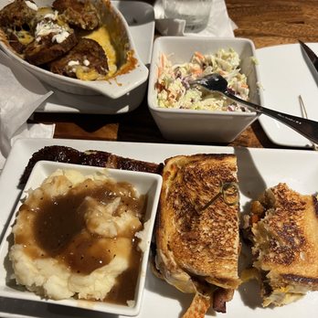 Steve's BBQ - Mashed Potatoes & Gravy, Coleslaw, Loaded Potatoes - Barbeque Near Me - Whittier, California Steve's BBQ - Mashed Potatoes & Gravy, Coleslaw, Loaded Potatoes - Barbeque Near Me - Whittier, California