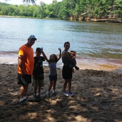 Birchcliff Resort - Sandy beach front area