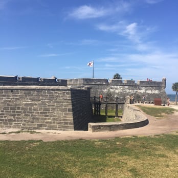Castillo de San Marcos - An outside view of the fort! - Landmarks & Historical Buildings Near Me - Saint Augustine, Florida Castillo de San Marcos - An outside view of the fort! - Landmarks & Historical Buildings Near Me - Saint Augustine, Florida