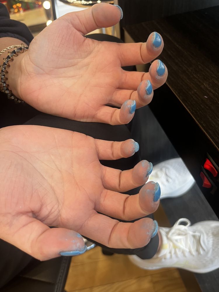 Happy Nails & SPA Logo