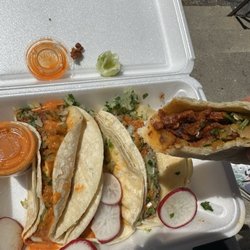 Taqueria Sabor Chilango - Tacos