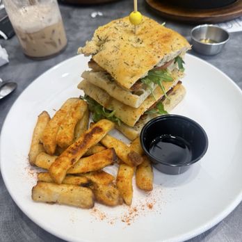 Dip and Happy - Breakfast & Brunch Near Me - Tampa, Florida