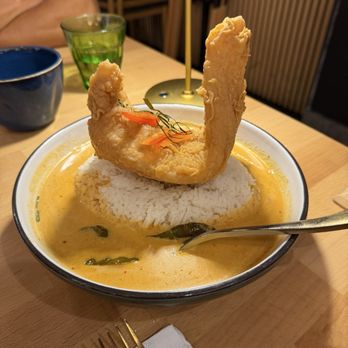 Manaao - Chu Chee Curry with Fried Catfish Filet - "Chu Chee Pla-duk Tod Grob" - Thai Near Me - Tustin, California