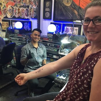 805 Ink - Jake had just finished my tattoo. Didn't hurt too bad at all! - Tattoo Near Me - Santa Barbara, California 805 Ink - Jake had just finished my tattoo. Didn't hurt too bad at all! - Tattoo Near Me - Santa Barbara, California