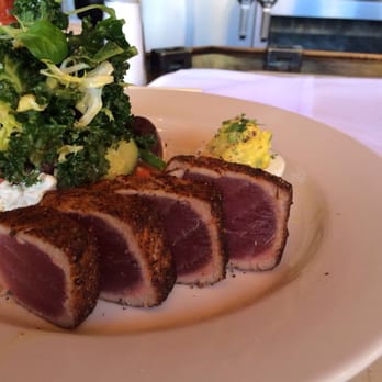 R+D Kitchen - Mediterranean seared tuna salad - New American Near Me - Yountville, California R+D Kitchen - Mediterranean seared tuna salad - New American Near Me - Yountville, California