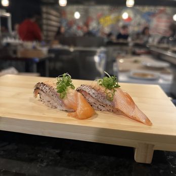 Komé - salmon belly nigiri-AMAZING - Sushi Bars Near Me - Dallas, Texas