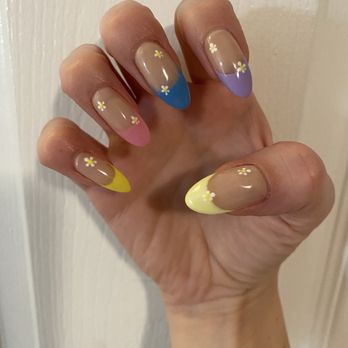 Luxury Nails - Nail Salons Near Me - Clawson, Michigan